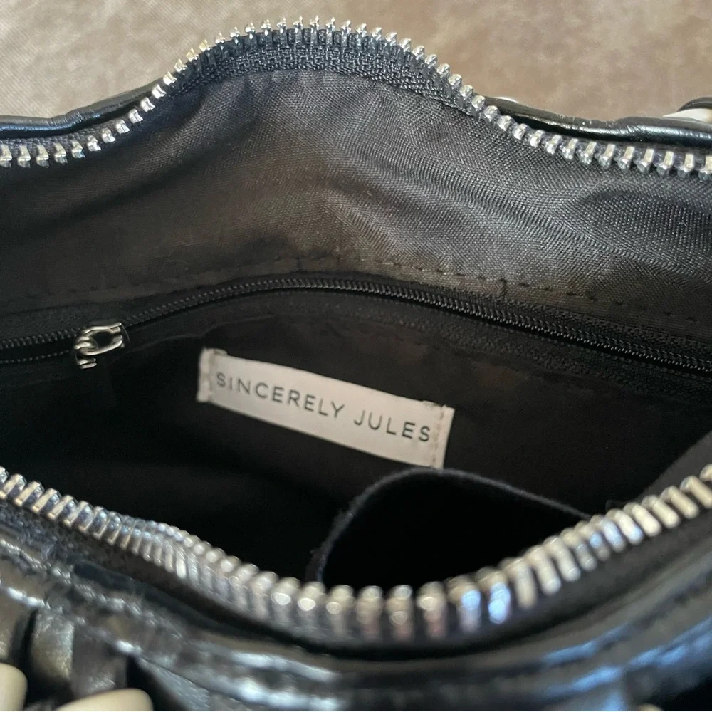 Sincerely Jules Black and White Woven Bag - Picture 4 of 8